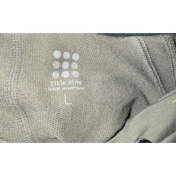 Title Nine Sz L Manresa Hoodie Green Abstract Print Activewear Cozycore Pullover - Picture 4 of 5